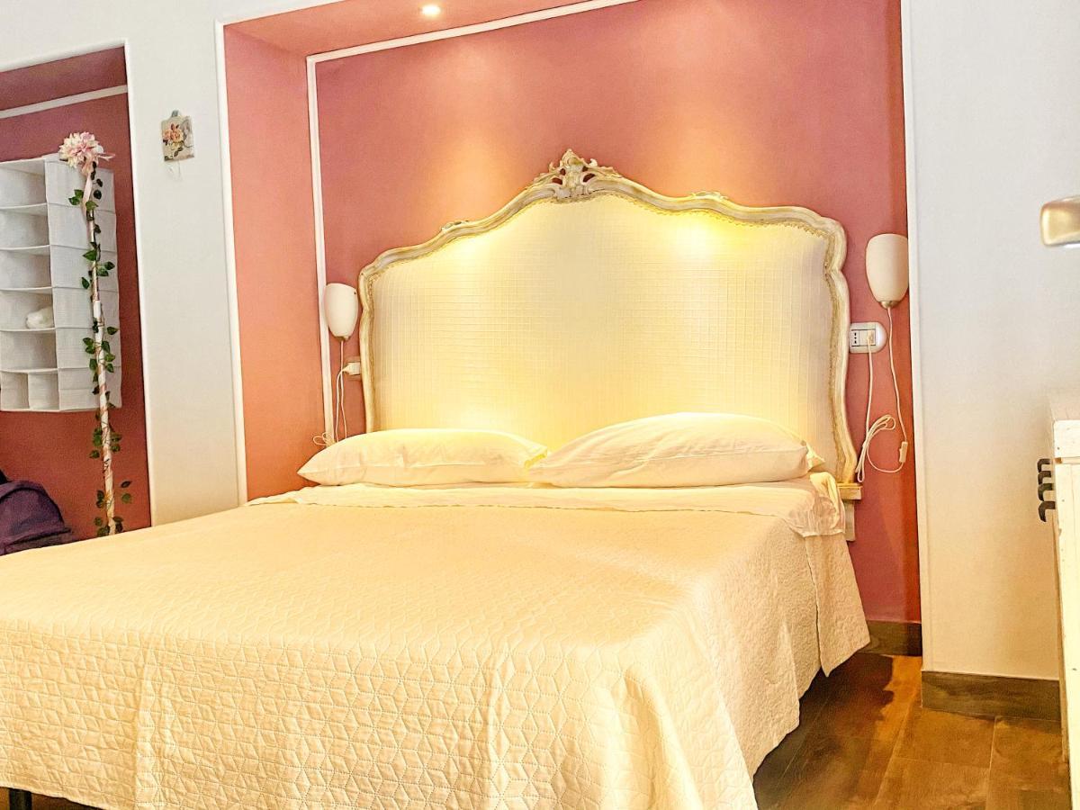 Station Bed and breakfast Nápoles